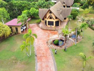 Villa zum Kauf mit 6 Zimmer in Bang Saray, Pattaya