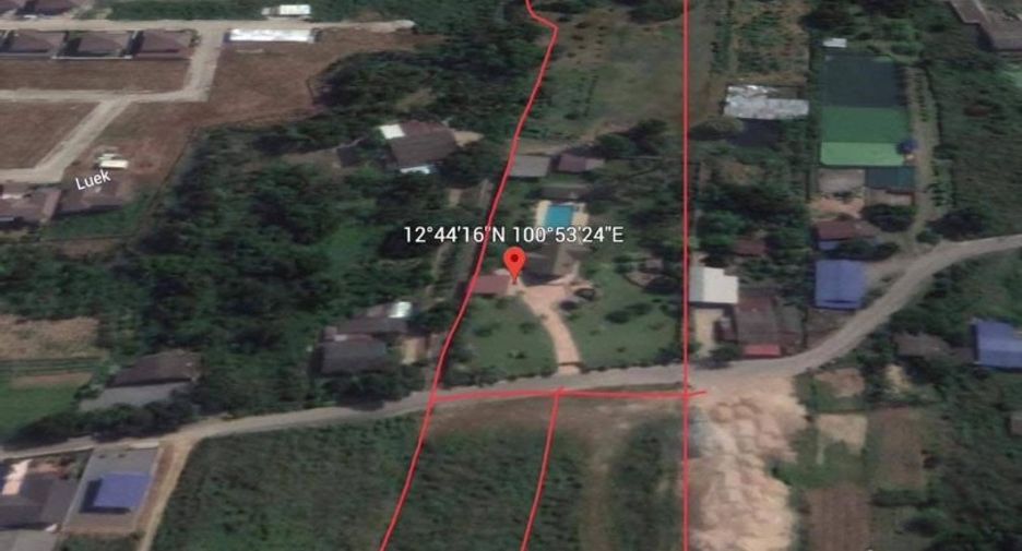 Villa zum Kauf mit 6 Zimmer in Bang Saray, Pattaya