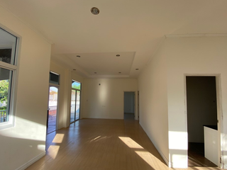 出售 2 卧室 独立屋 在 Mueang Rayong, Rayong