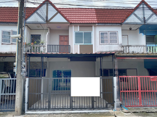 Casa adosada en venta de 2 habitaciones en Mueang Rayong, Rayong