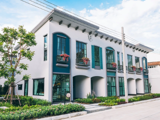 For sale 3 bedrooms house in Lat Krabang, Bangkok