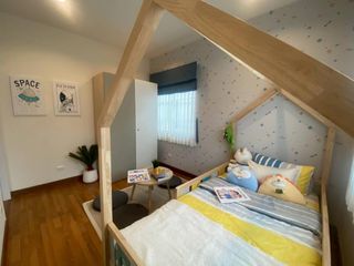 Reihenhaus zum Kauf mit 4 Zimmer in Bang Lamung, Chonburi
