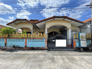 出售 1 卧室 独立屋 在 Si Racha, Chon Buri