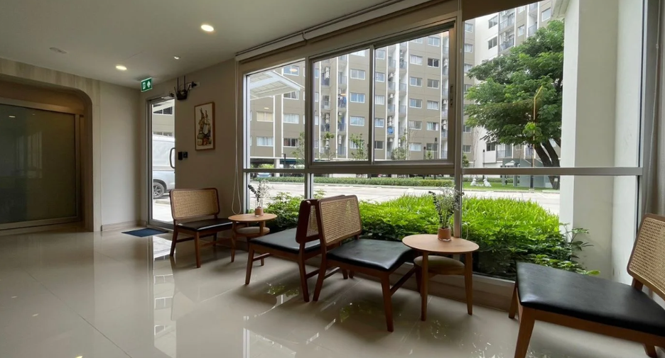 For rent 1 bed condo in Mueang Pathum Thani, Pathum Thani