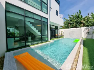 À louer 2 chambres villa à Mueang Phuket, Phuket