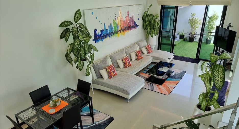 À louer 2 chambres villa à Mueang Phuket, Phuket