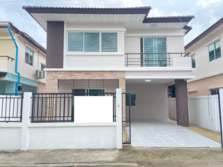 For sale 3 ベッドルーム house in Thung Khru, Bangkok