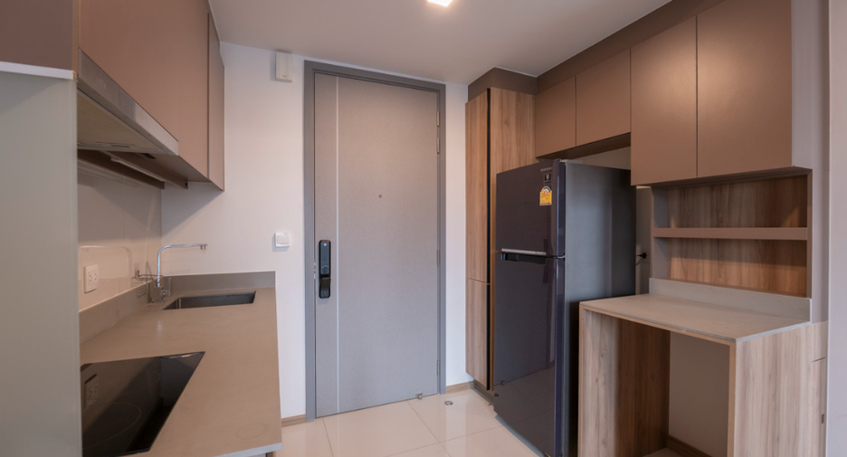 For sale 1 bed condo in Watthana, Bangkok