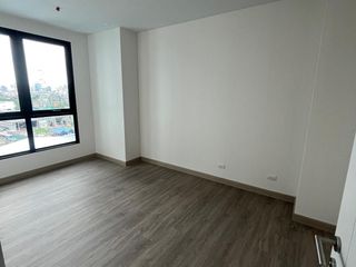 For sale 2 ベッドルーム condo in Suan Luang, Bangkok