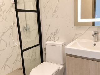 Продажа 1 кровать кондо в Чатучак, Бангкок