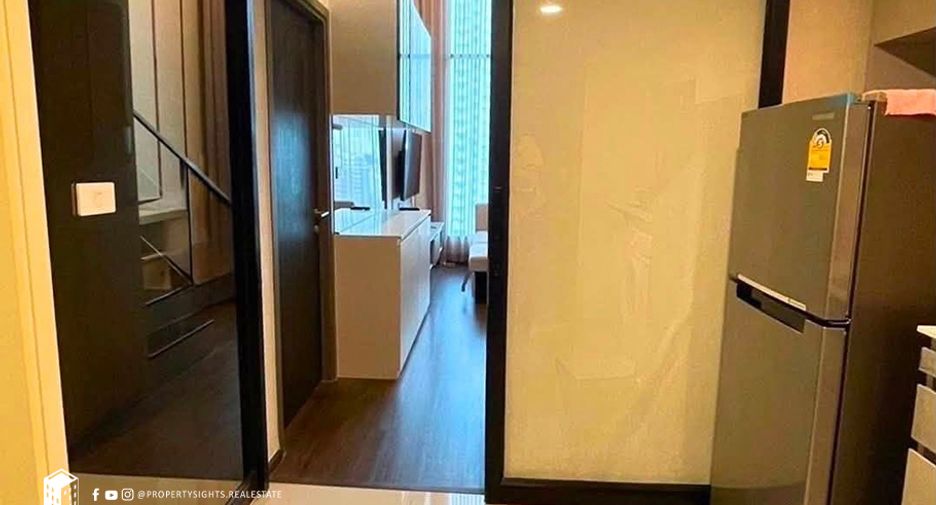 For rent 2 bedrooms condo in Ratchathewi, Bangkok