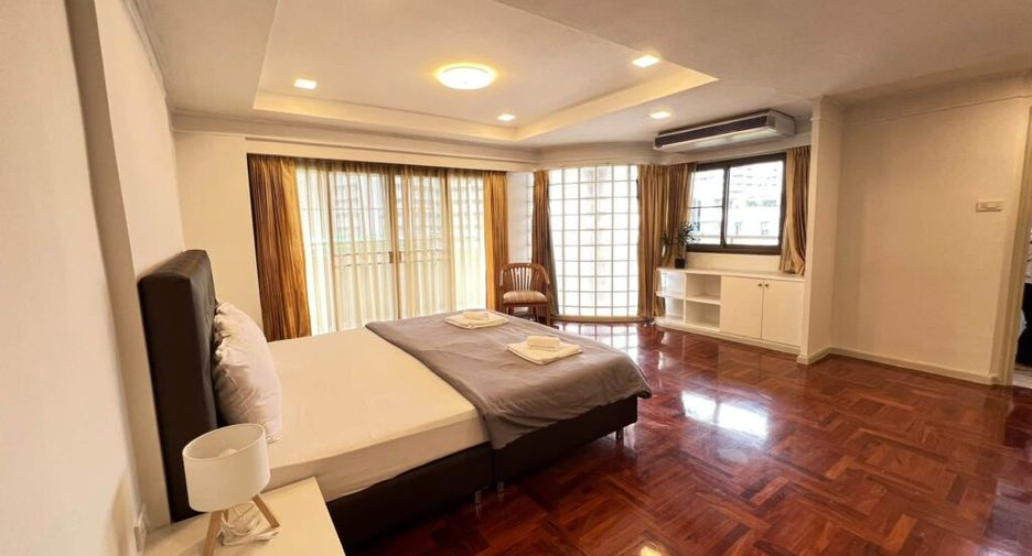 Wohnung zur Miete mit 3 Zimmer in Watthana, Bangkok