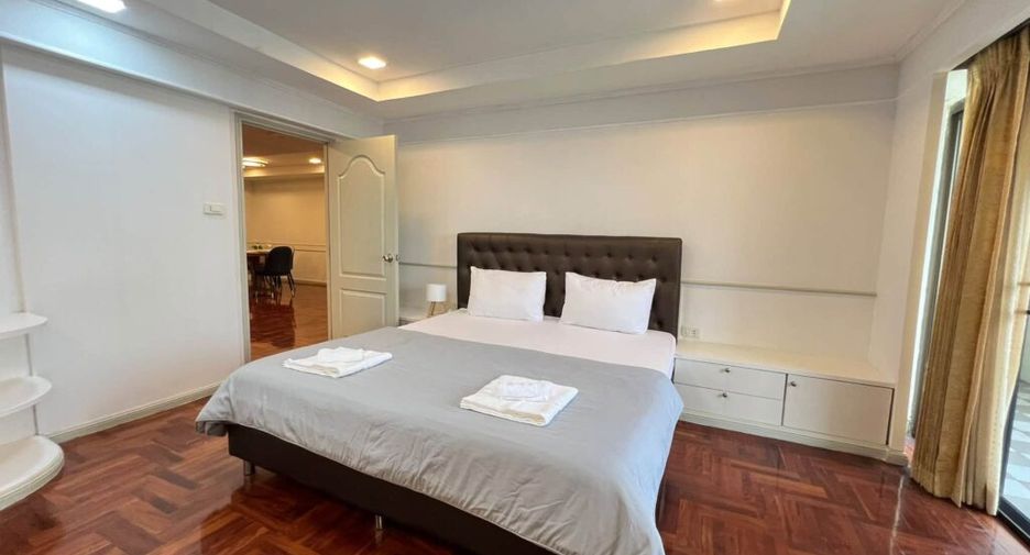 Wohnung zur Miete mit 3 Zimmer in Watthana, Bangkok
