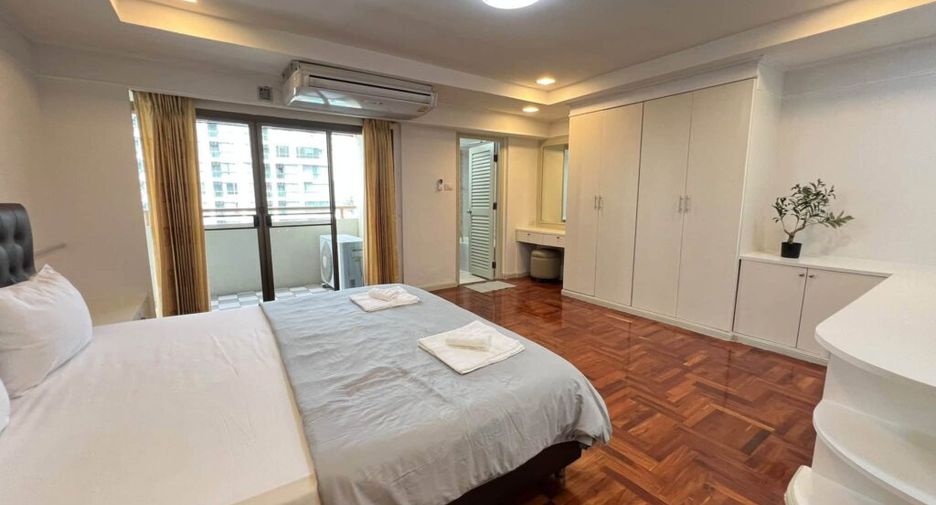 Wohnung zur Miete mit 3 Zimmer in Watthana, Bangkok