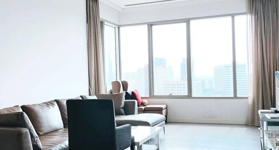 Wohnung zur Miete mit 2 Zimmer in Pathum Wan, Bangkok