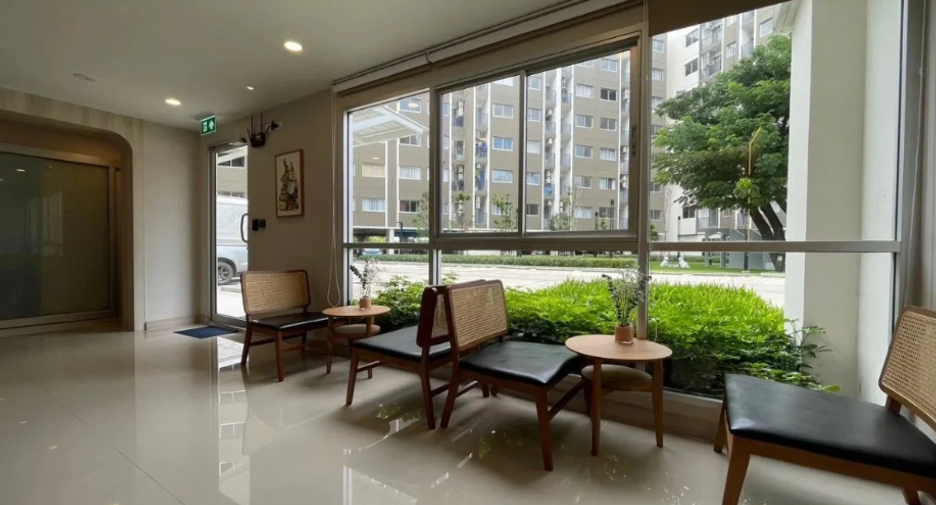 For rent 1 bed condo in Mueang Pathum Thani, Pathum Thani