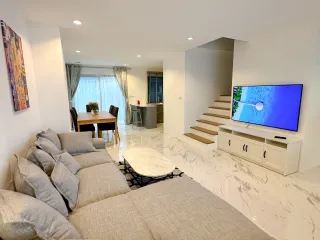 For sale and for rent 3 bedrooms townhouse in Thalang, Phuket
