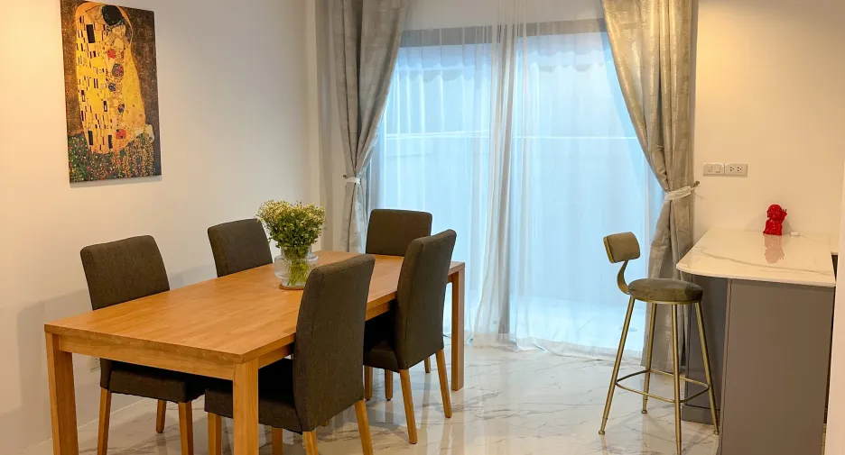 For sale and for rent 3 bedrooms townhouse in Thalang, Phuket