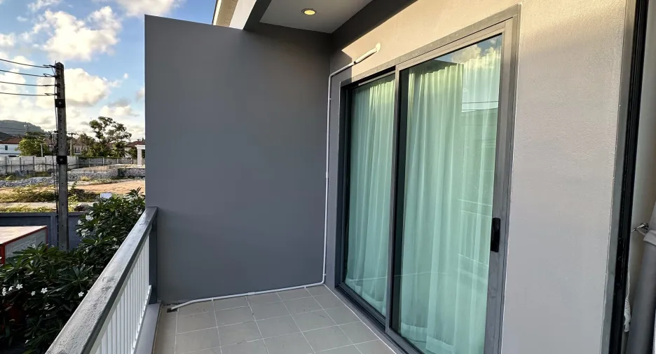 For sale and for rent 3 bedrooms townhouse in Thalang, Phuket