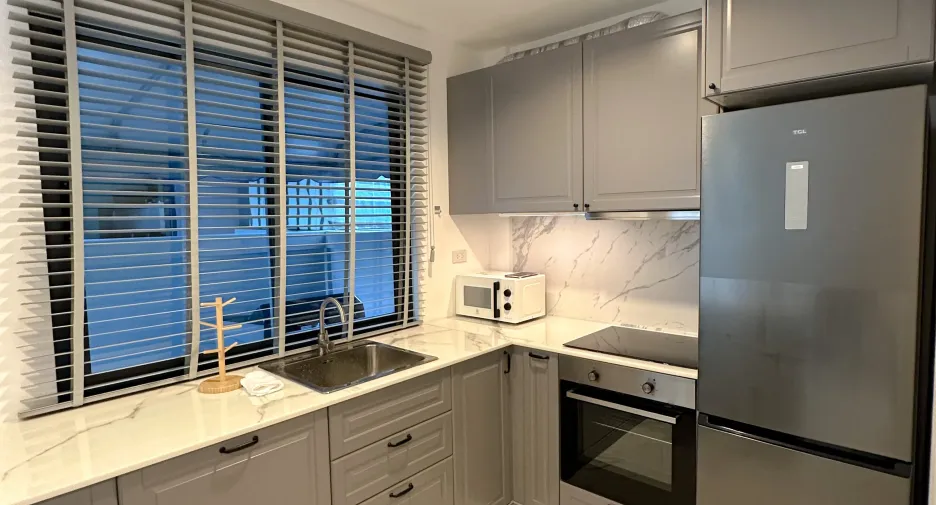 For sale and for rent 3 bedrooms townhouse in Thalang, Phuket