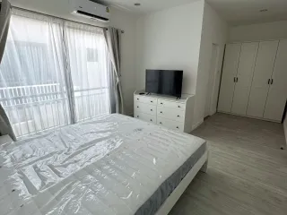 For sale and for rent 3 bedrooms townhouse in Thalang, Phuket