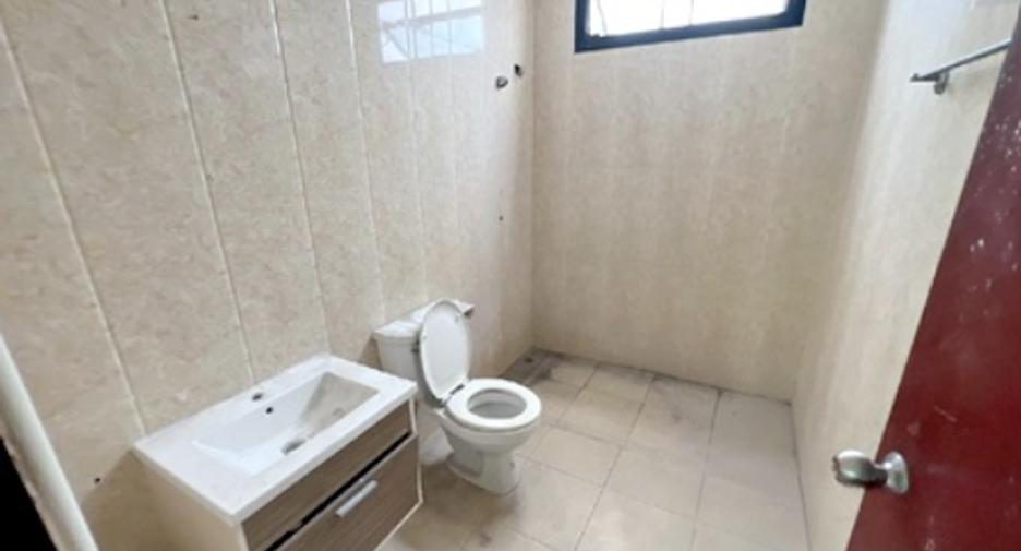Haus zum Kauf mit 5 Zimmer in Bueng Kum, Bangkok