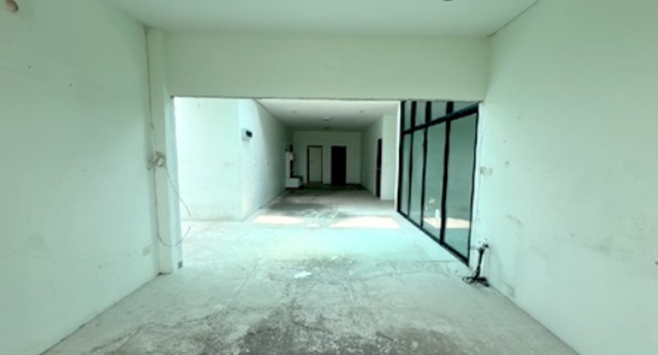 Haus zum Kauf mit 5 Zimmer in Bueng Kum, Bangkok