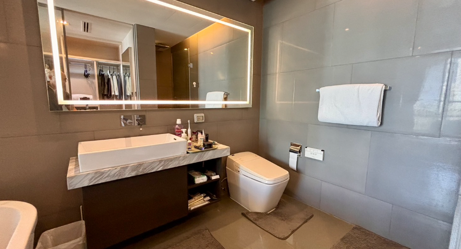 À vendre 2 chambres condo à Sathon, Bangkok