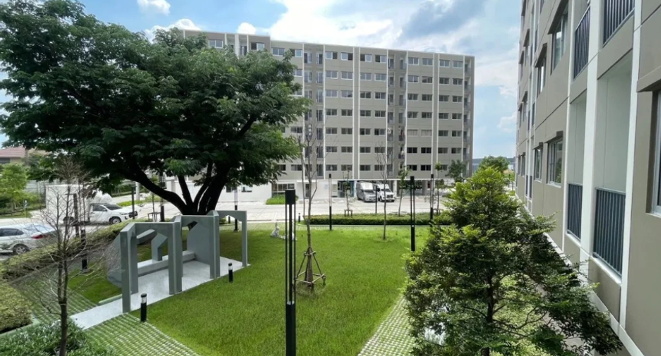 For rent 1 bed condo in Mueang Pathum Thani, Pathum Thani