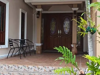 Haus zur Miete mit 5 Zimmer in Kathu, Phuket