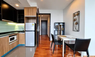 Wohnung zur Miete mit 1 Zimmer in Pathum Wan, Bangkok