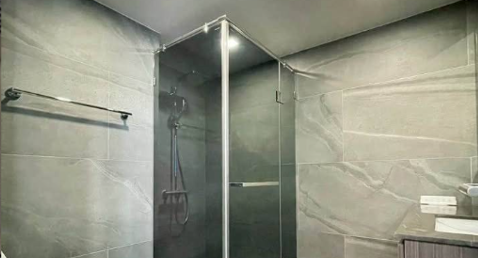 Продажа 1 кровать кондо в Ратчатхещи, Бангкок