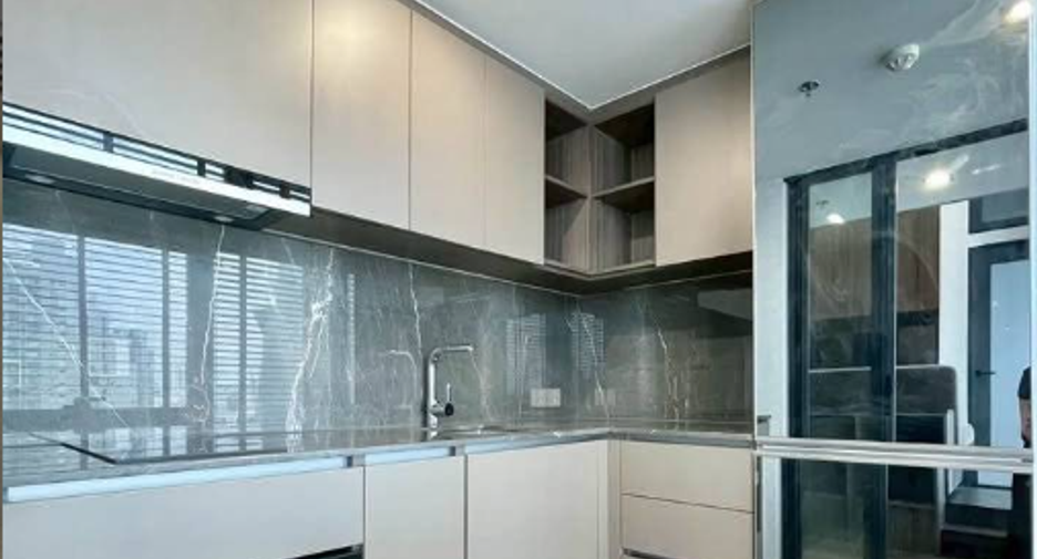 Продажа 1 кровать кондо в Ратчатхещи, Бангкок