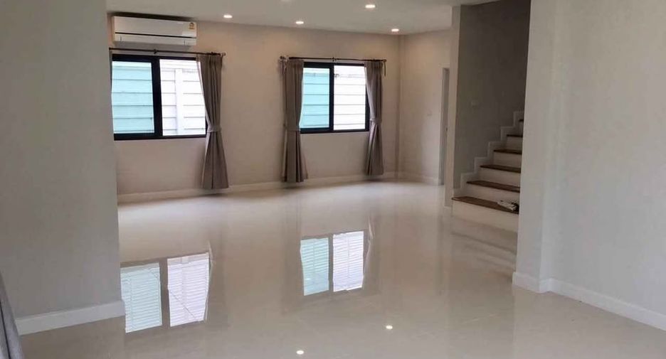 For sale 4 ベッドルーム house in Bang Yai, Nonthaburi