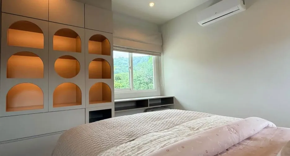 À louer 4 chambres maison à Mueang Phuket, Phuket