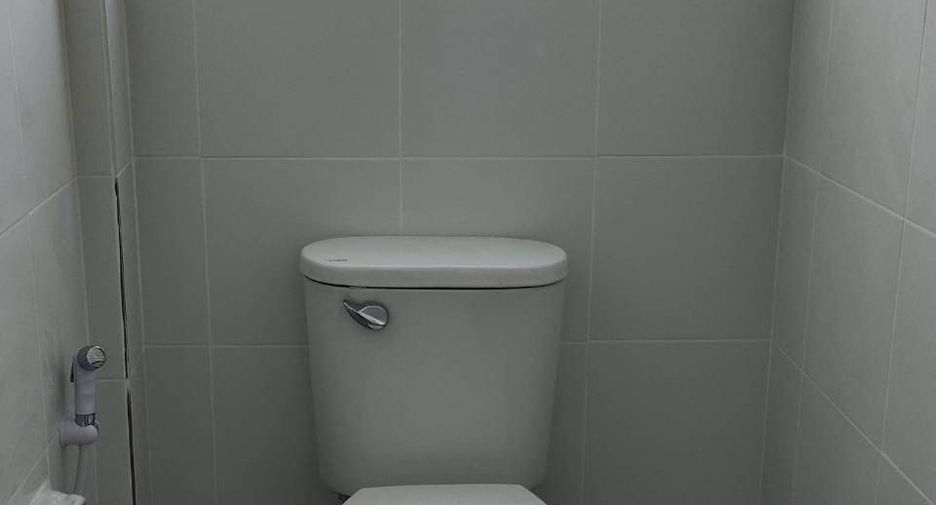 出售 4 卧室 联排别墅 在 Nong Chok, 曼谷