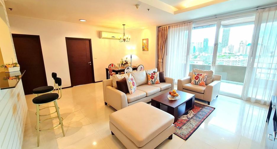 For rent 2 bedrooms condo in Watthana, Bangkok
