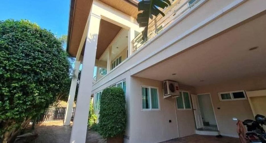 À louer 5 chambres villa à Bang Lamung, Chonburi