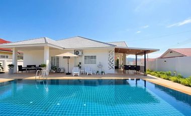 For sale 3 ベッドルーム villa in Bang Saray, Pattaya