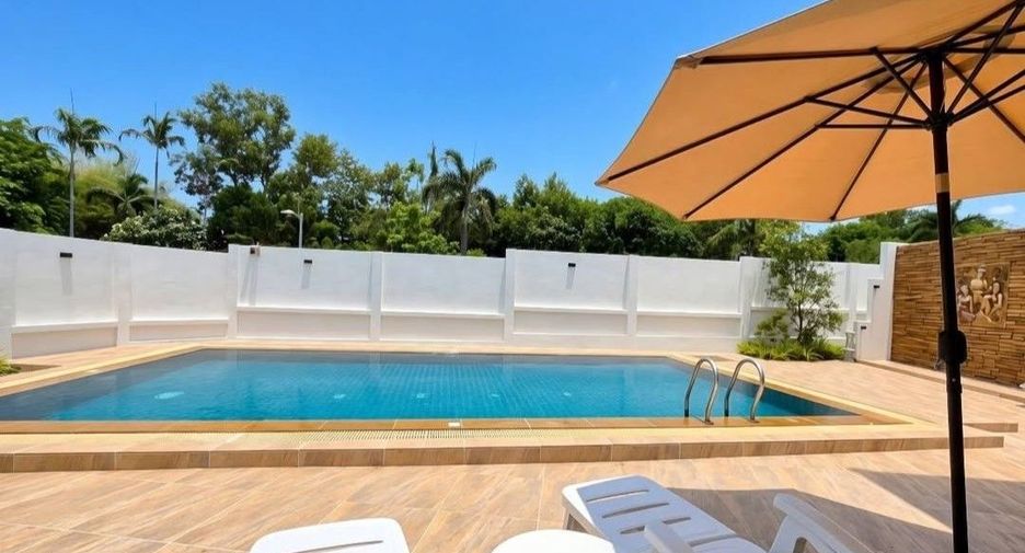 For sale 3 ベッドルーム villa in Bang Saray, Pattaya