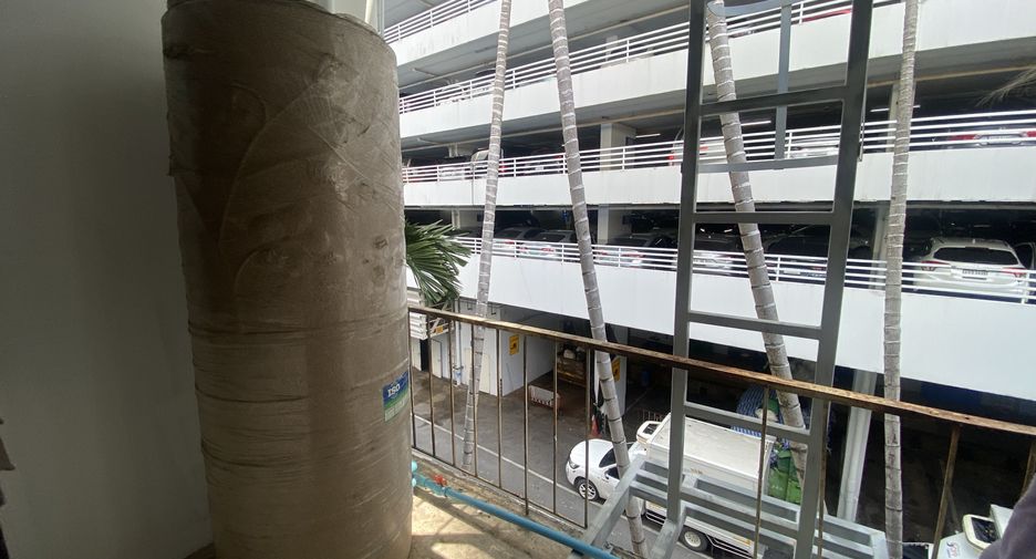 出售 5 卧室 联排别墅 在 Watthana, 曼谷