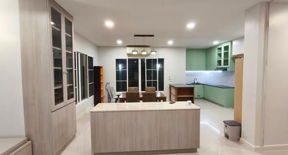 ให้เช่า 3 ห้องนอน บ้านเดี่ยว ใน จตุจักร, กรุงเทพฯ