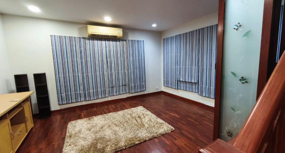 ให้เช่า 3 ห้องนอน บ้านเดี่ยว ใน จตุจักร, กรุงเทพฯ
