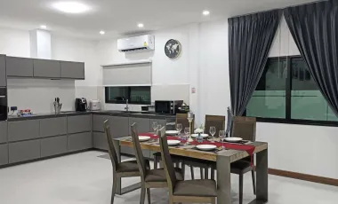 Villa en venta y en alquiler de 3 habitaciones en Jomtien, Pattaya