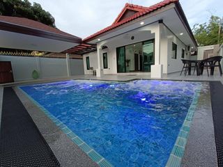 À louer et à vendre 3 chambres villa à Bang Lamung, Chonburi