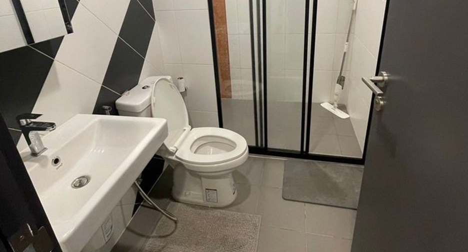 For sale 1 Beds condo in Bang Khen, Bangkok