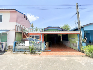出售 1 卧室 独立屋 在 Si Racha, Chon Buri
