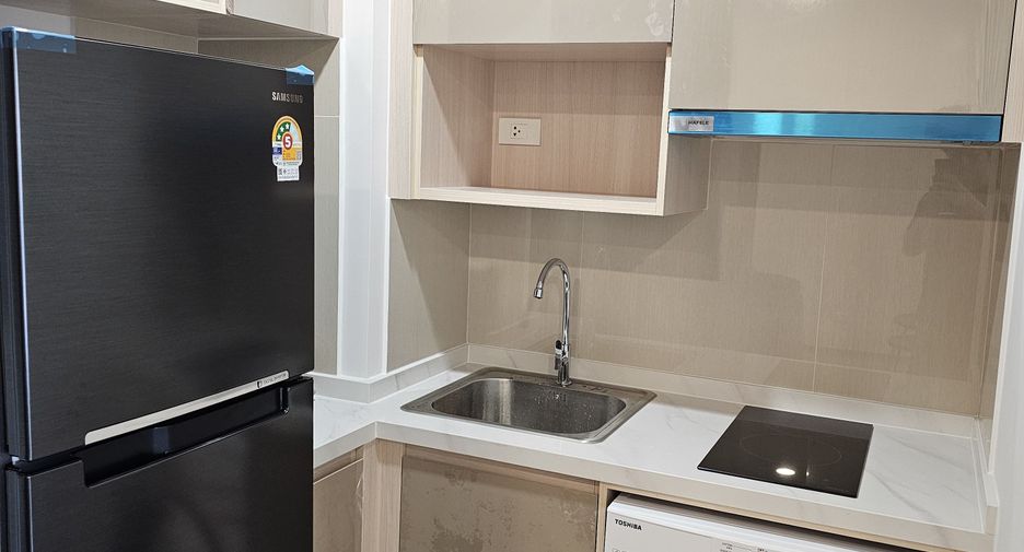 Condo en alquiler de 2 habitaciones en Bang Kapi, Bangkok