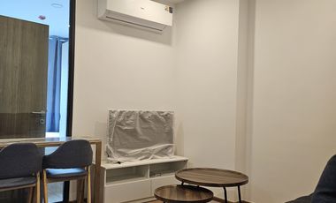 Condo en alquiler de 2 habitaciones en Bang Kapi, Bangkok