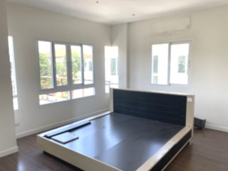 For sale 1 bed house in Bang Khun Thian, Bangkok